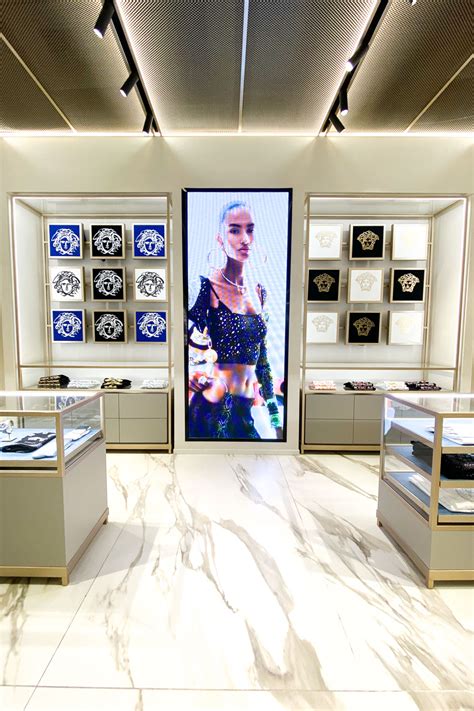 los angeles versace|versace outlet vegas.